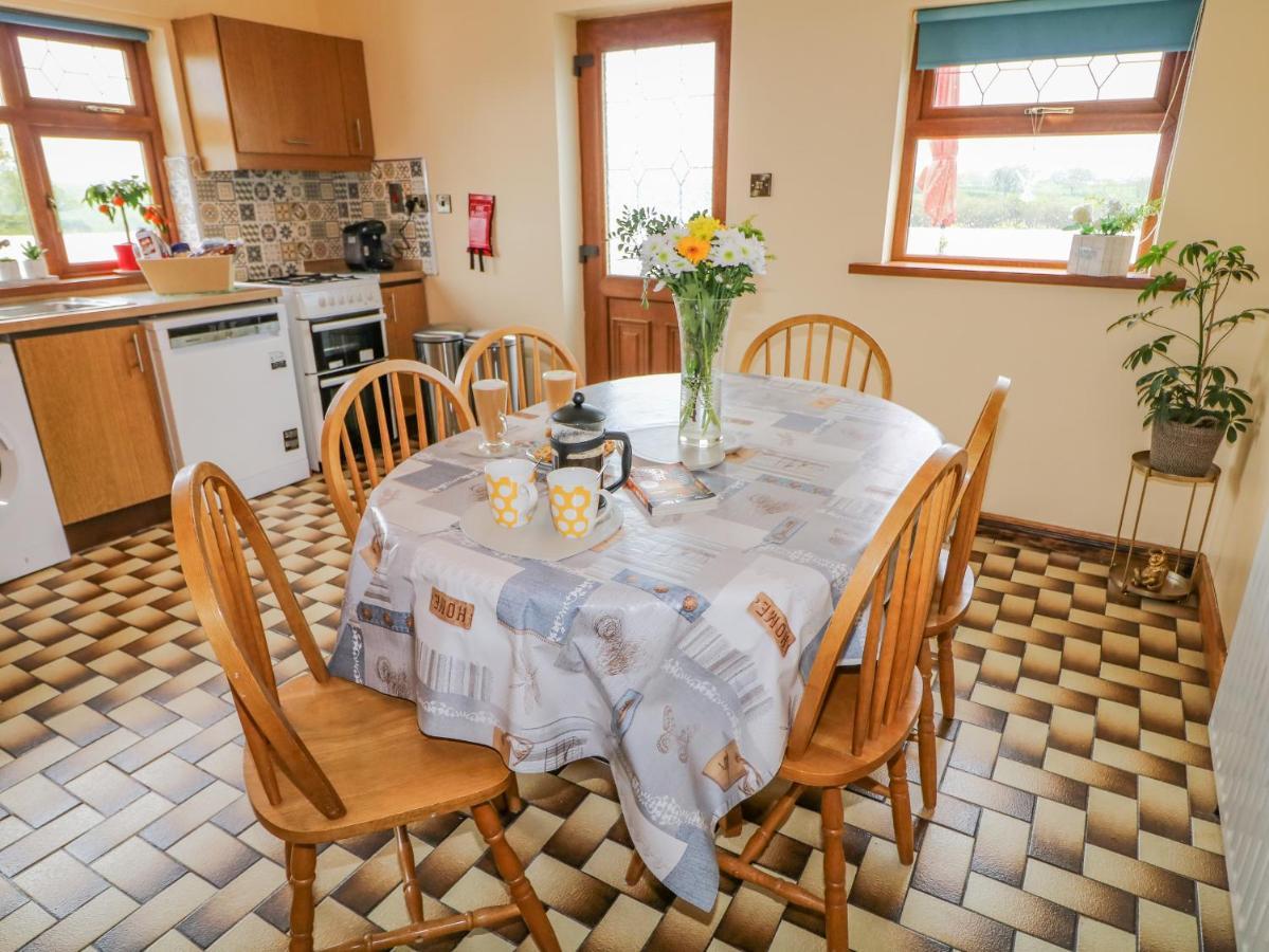 Annie'S Place Villa Newry Exterior photo